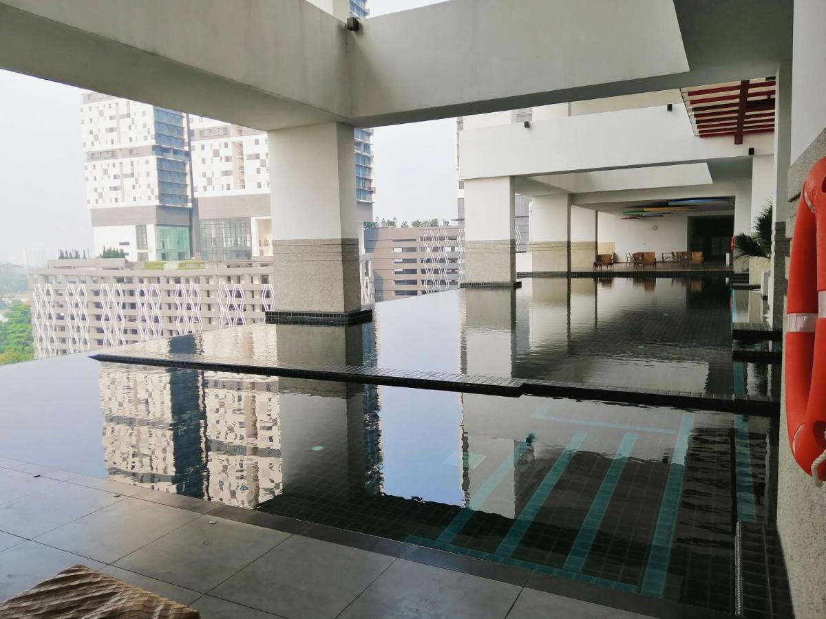 Delight Homestay Twin Galaxy Джохор-Бару Екстер'єр фото